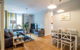 Central And Stylish One Bedroom Apartment
